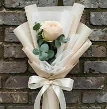 Букет цветов из:  Розы в Мегете