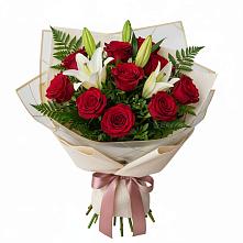 Букет цветов из:  Лилии и Розы в Мегете