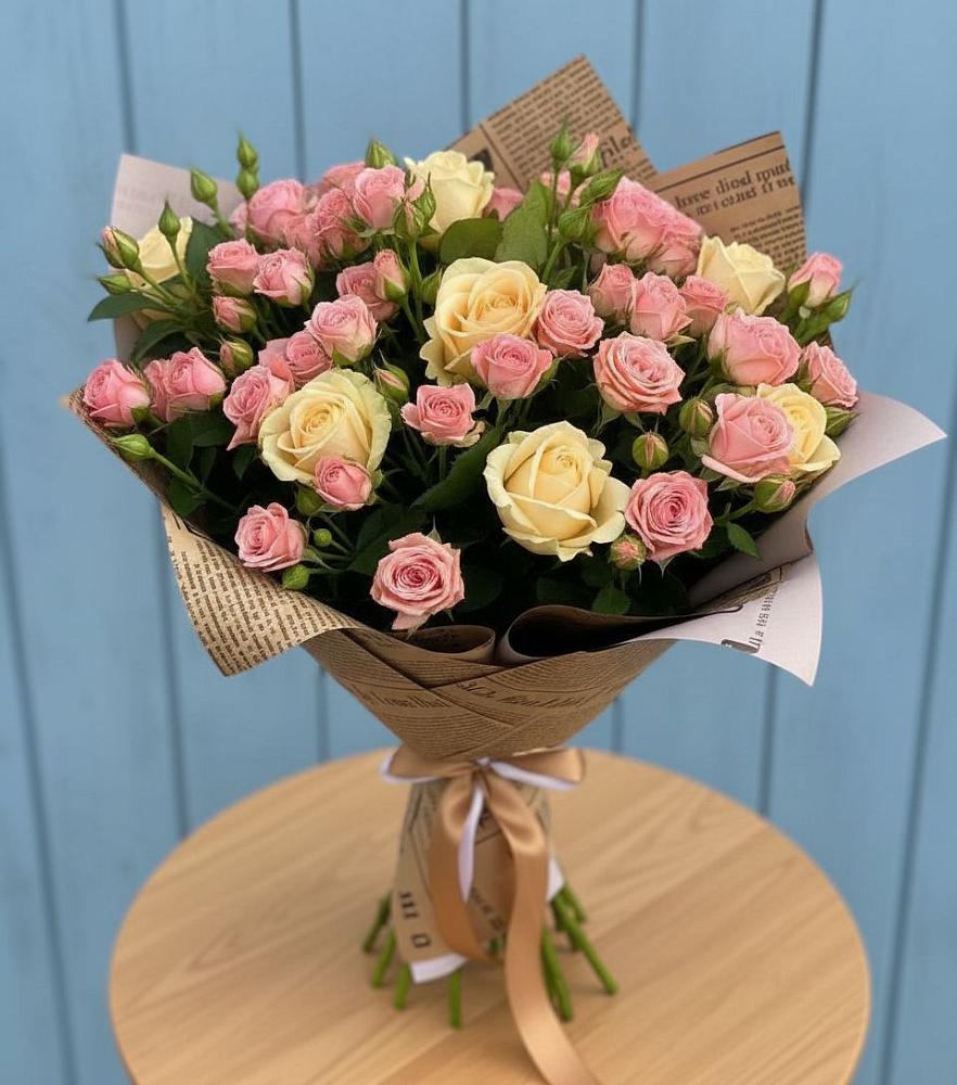 Букет цветов из: Розы в Мегете