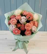 Букет цветов из:  Розы в Мегете