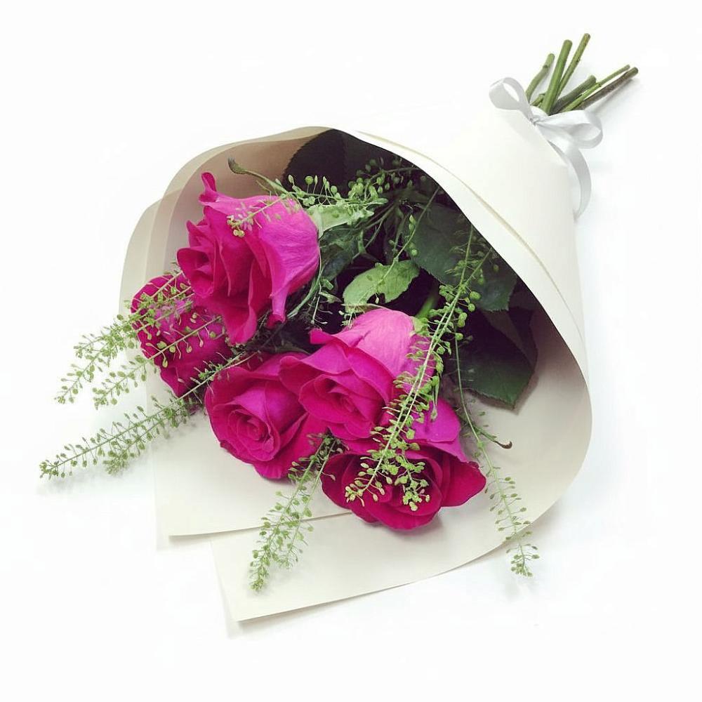 Букет цветов из: Розы в Мегете