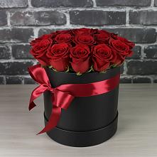 Цветочная композиция из Розы в шляпной коробке в Мегете