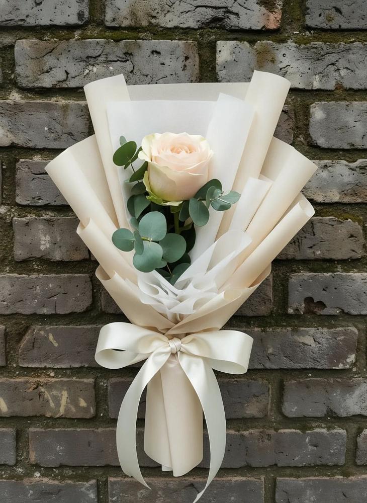 Букет цветов из: Розы в Мегете