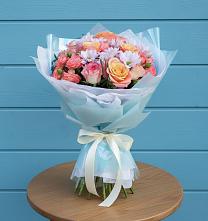 Букет цветов из:  Хризантемы и Розы в Мегете