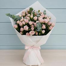 Букет цветов из:  Розы в Мегете